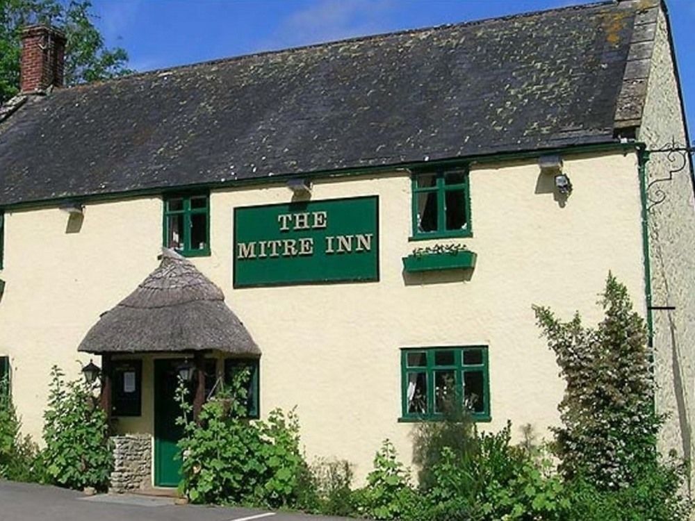 The Mitre Inn Sherborne  Eksteriør bilde